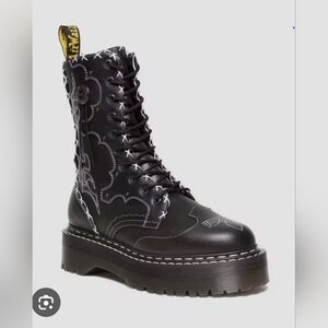 ❤️‍🔥ISO GOTHIC AMERICANA DR MARTENS